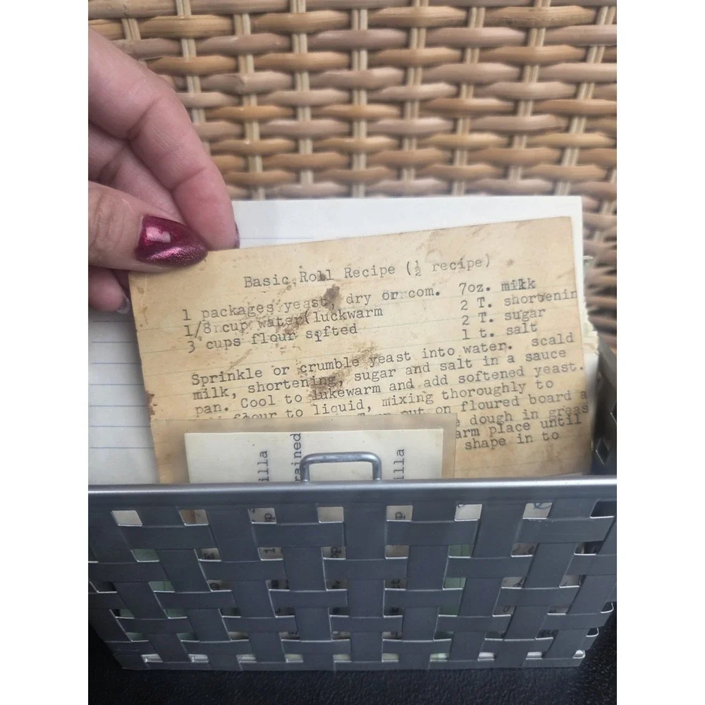 Recipe Box Estate Found Hand Written And Blank Cards Texas North Carolina
